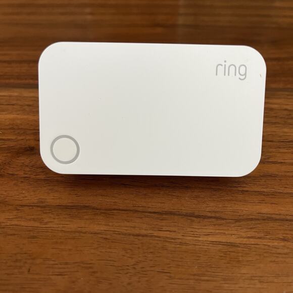 Ring Range Extender Model 5AT2S8 Z Wave - Picture 1 of 4